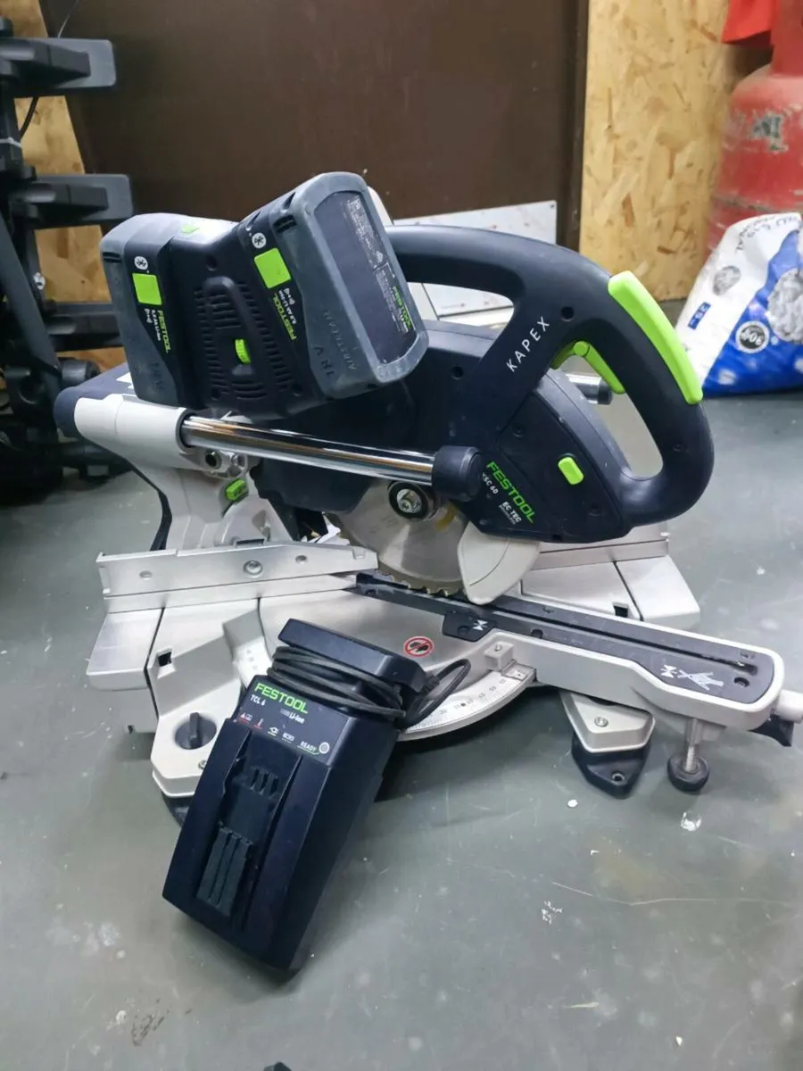 Festool cordless mitre saw .