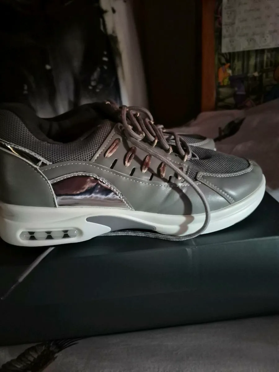 Trainers - Image 4