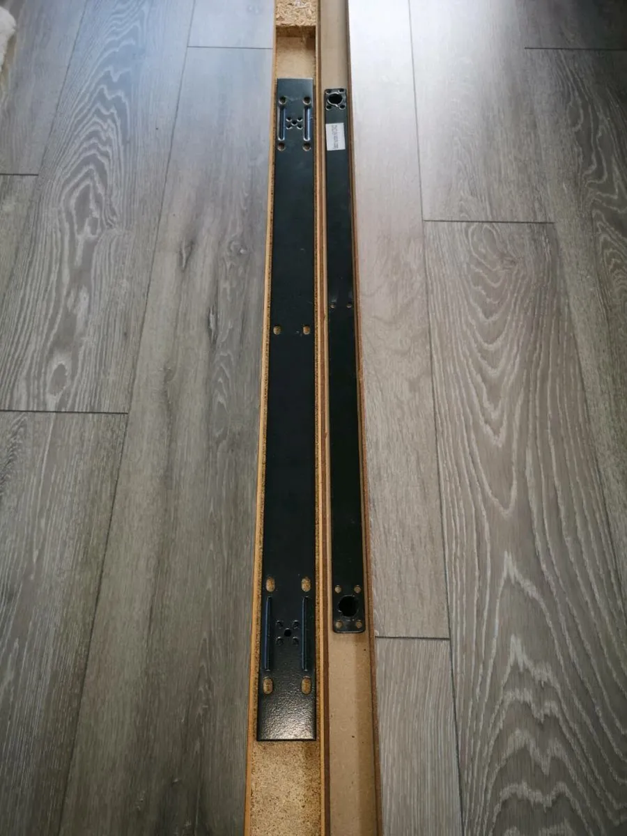Wooden Shelf - Image 3