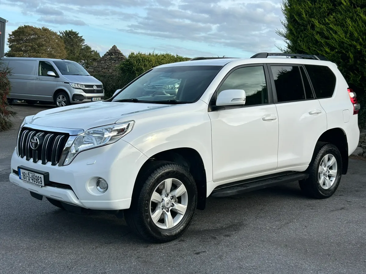 2016 Toyota Landcruiser LWB manual - Image 2