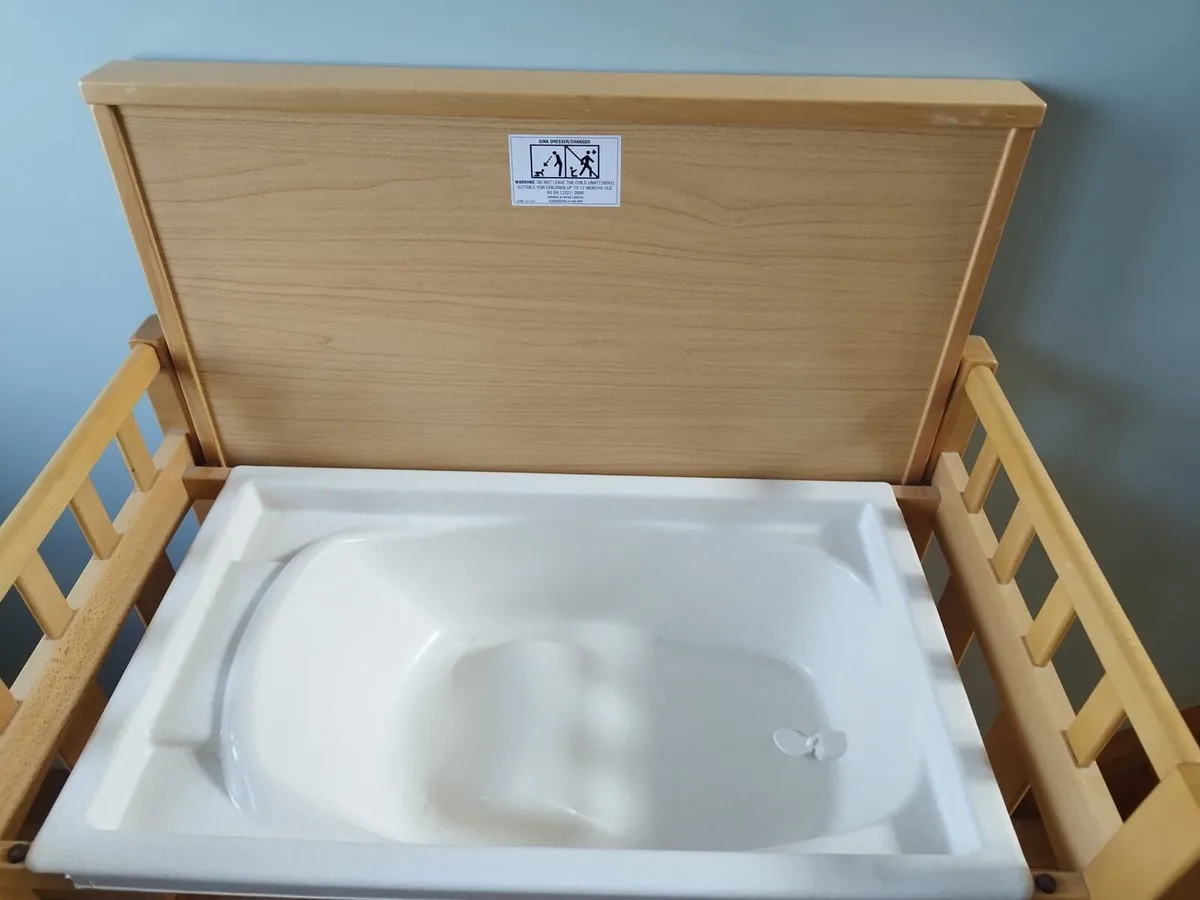 Baby Changing Unit - Image 4