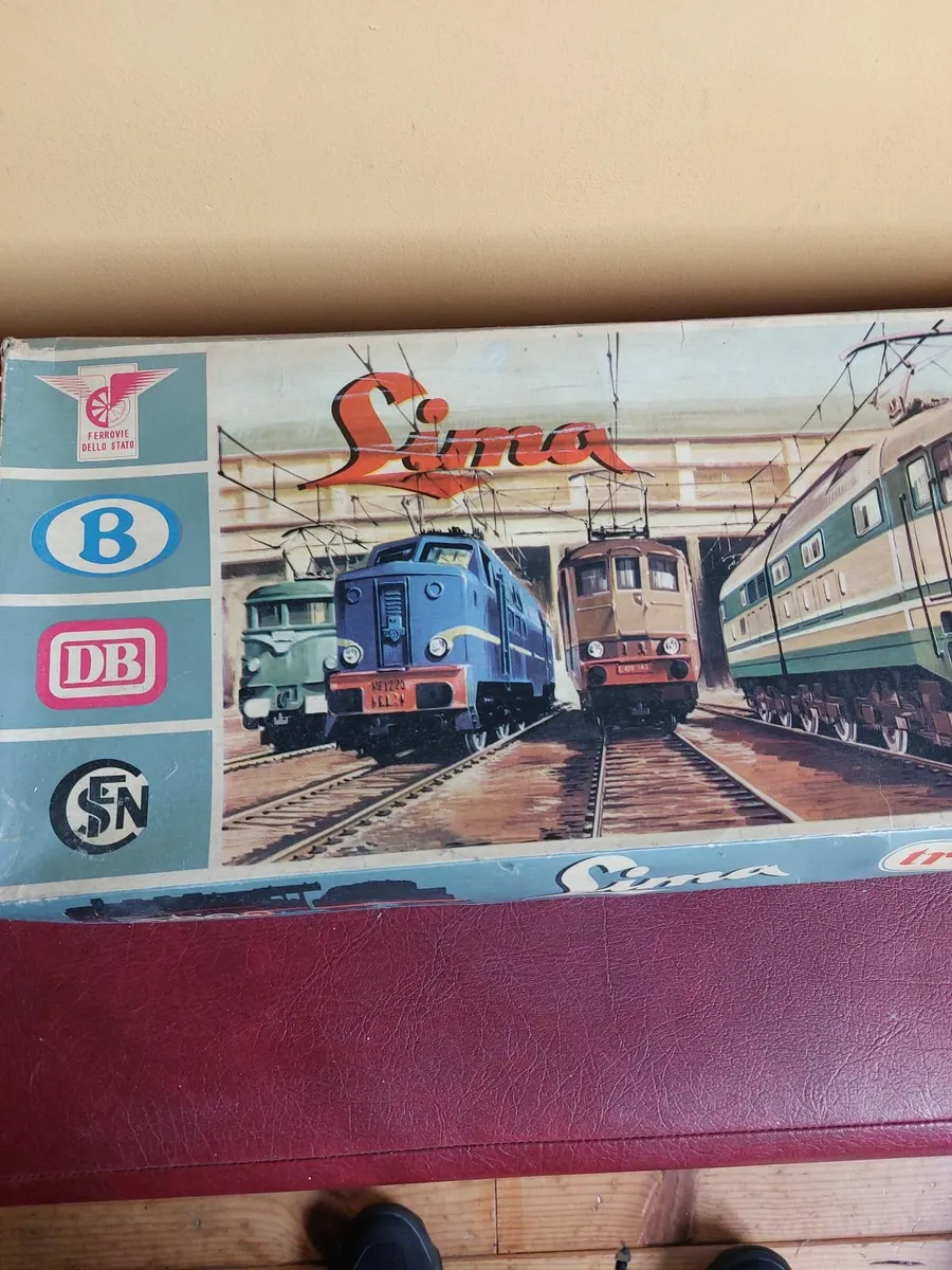 Toy train - Image 1