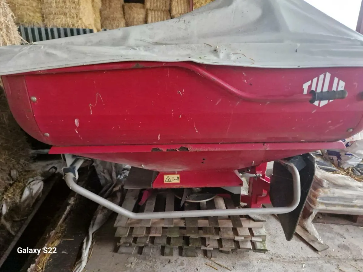Tulip fertiliser  spreader - Image 3