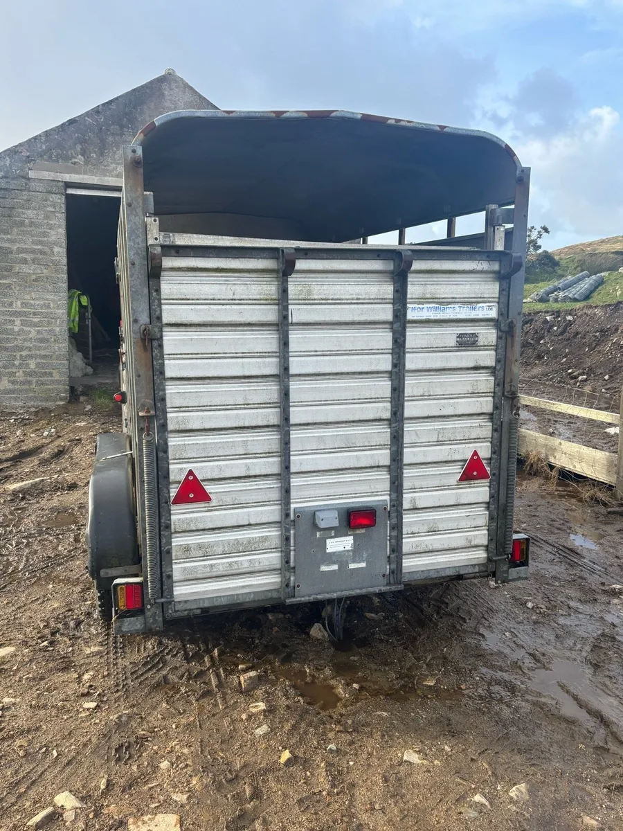 Cattle trailer - Image 1