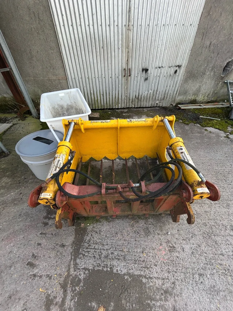 Corn roller shear grab - Image 3