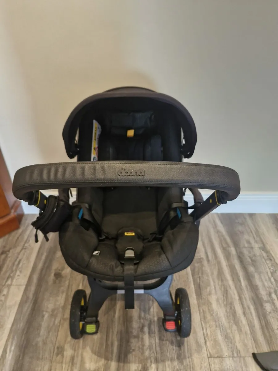 Doona Car Seat/Stroller - Image 2