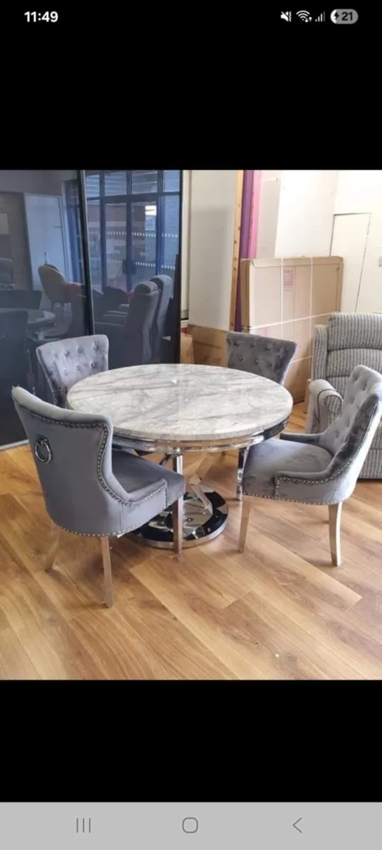 Marble Kitchen Dining Table With 6 Chairs - Image 4