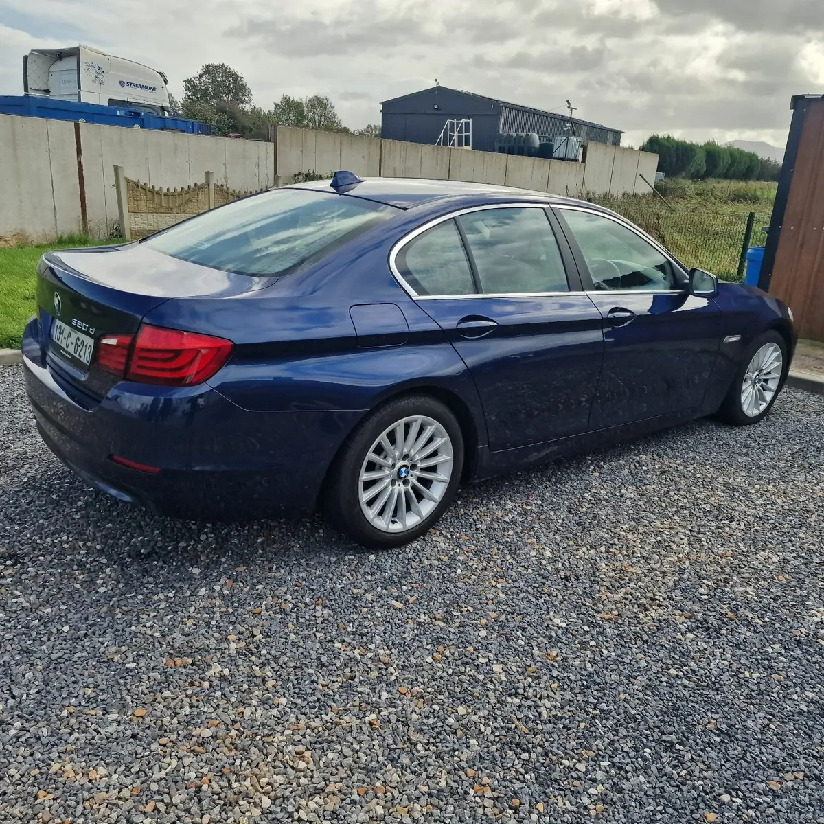 BMW 5-Series 2013 NEW Nct till 8/26 Automatic - Image 2
