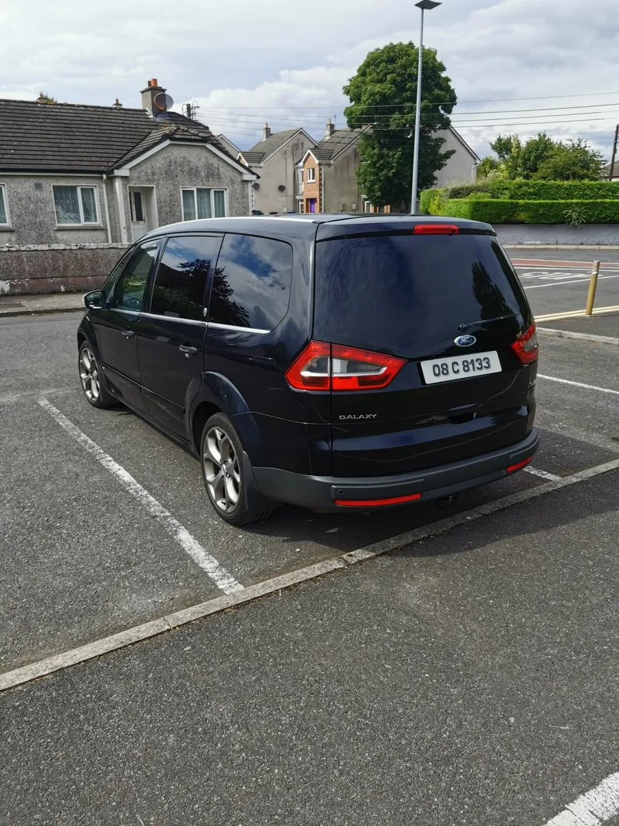 Ford Galaxy 2008 - Image 1