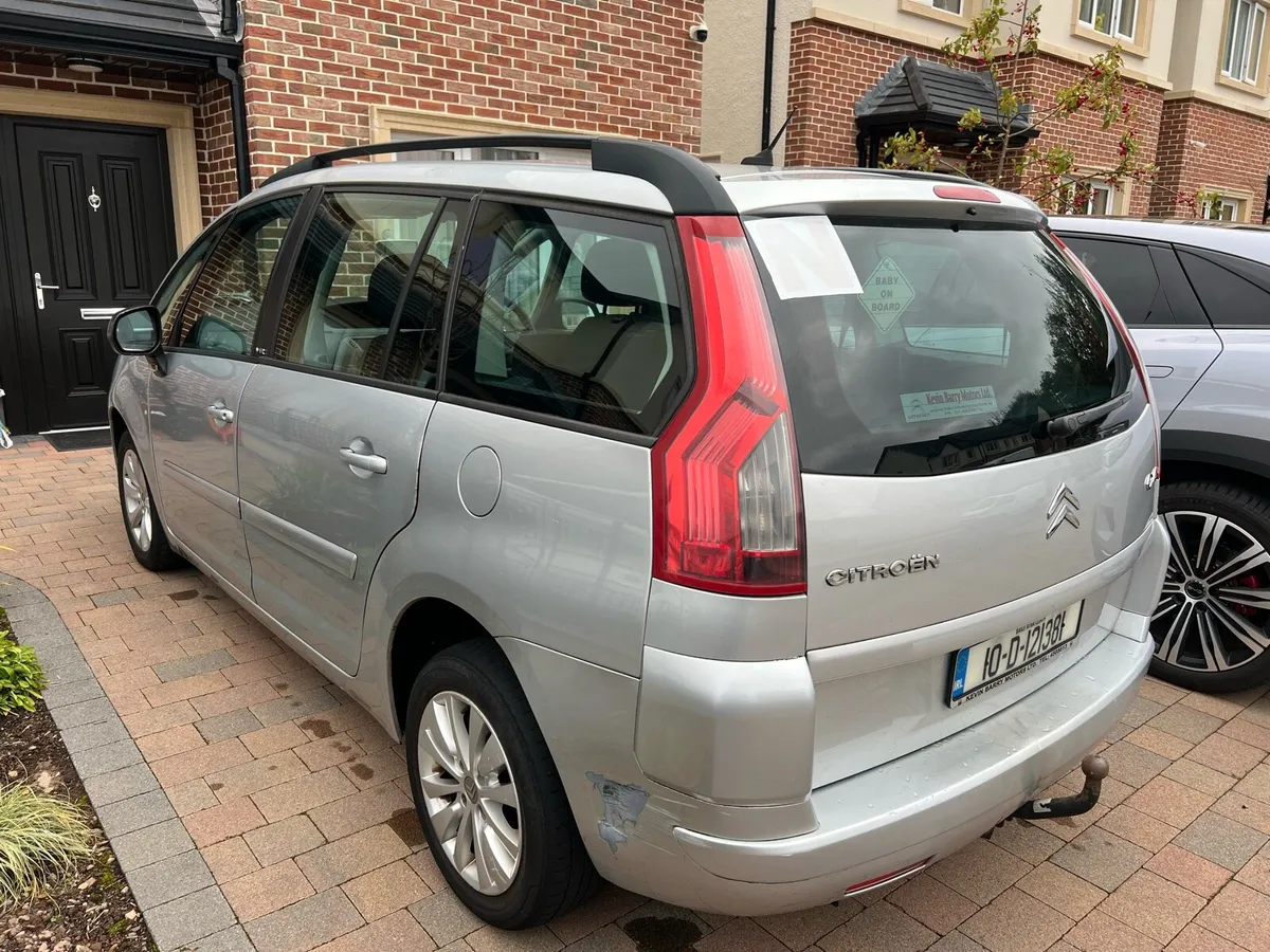 CITROEN C4 PICASSO 2010 AUTOMATIC 7 SEATS 148000km - Image 3