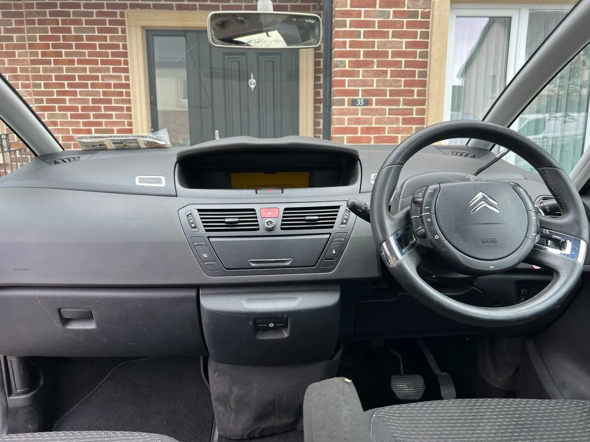 CITROEN C4 PICASSO 2010 AUTOMATIC 7 SEATS 148000km - Image 4