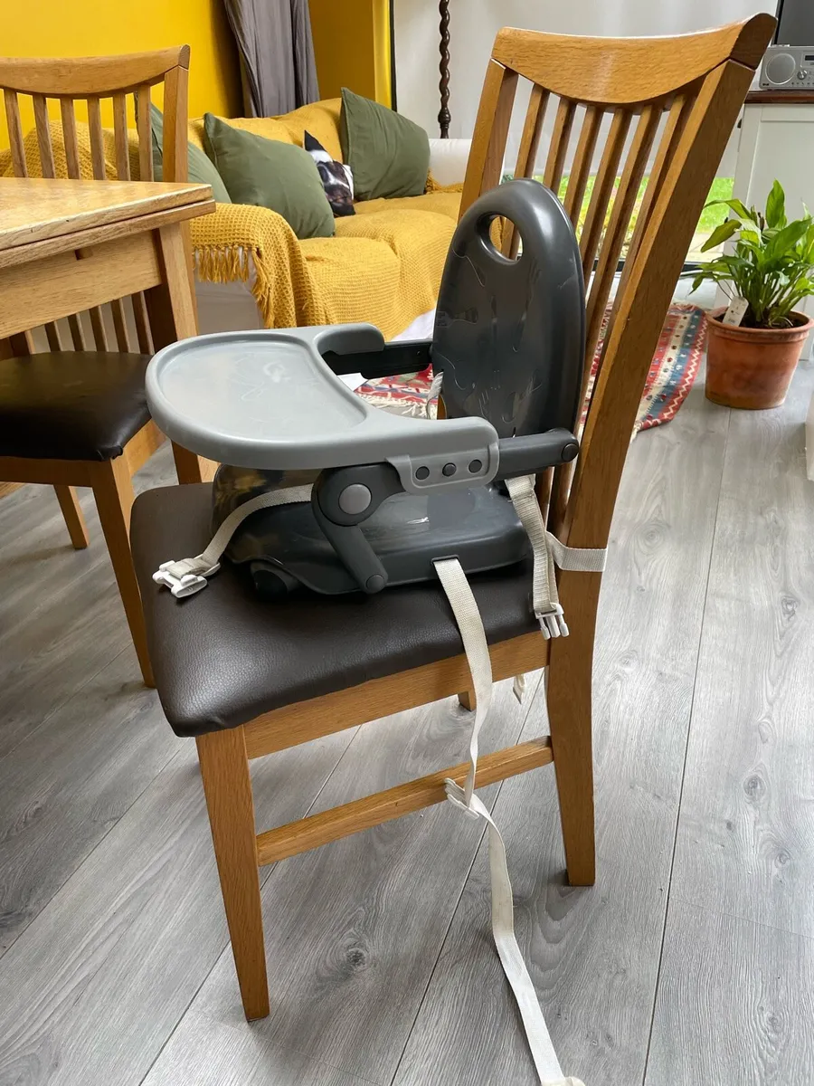 Baby high chair - Image 1