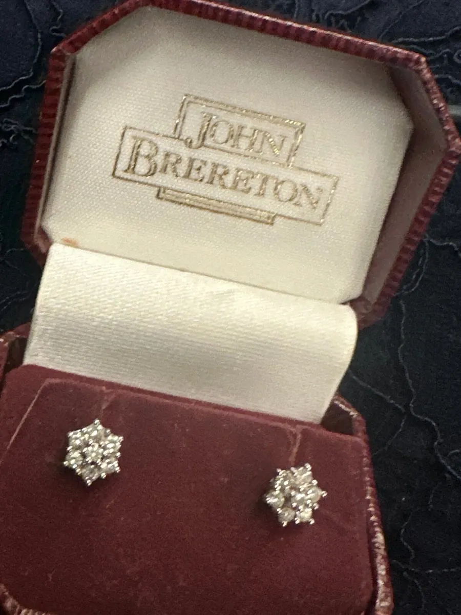 Diamond earring - Image 4