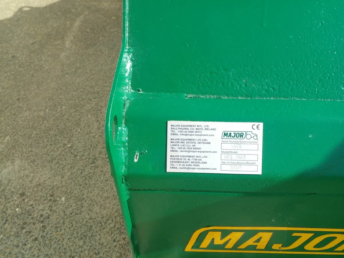 Road sweeper - Image 4