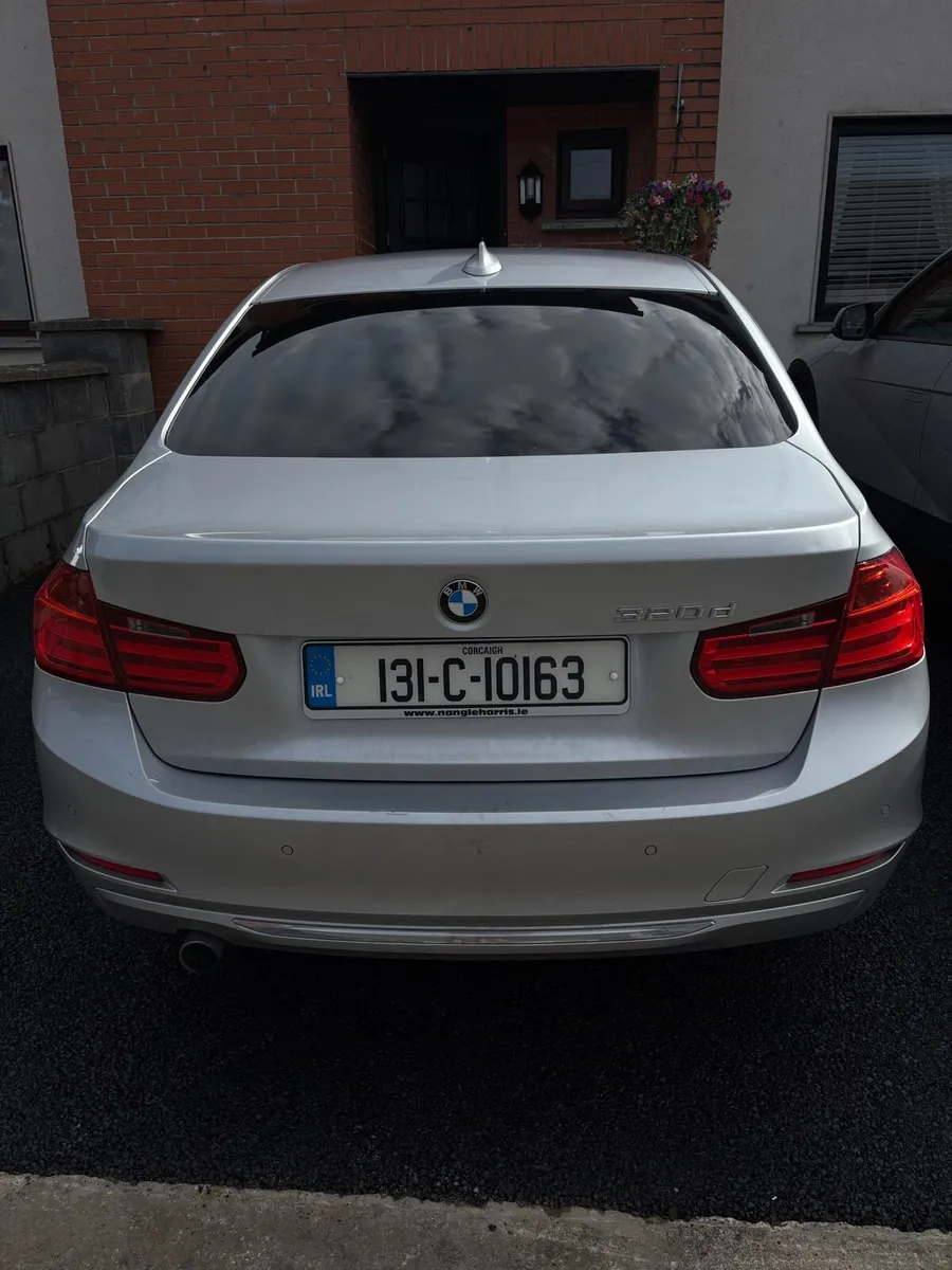 Bmw 2013 320d Luxury Trim - Image 4