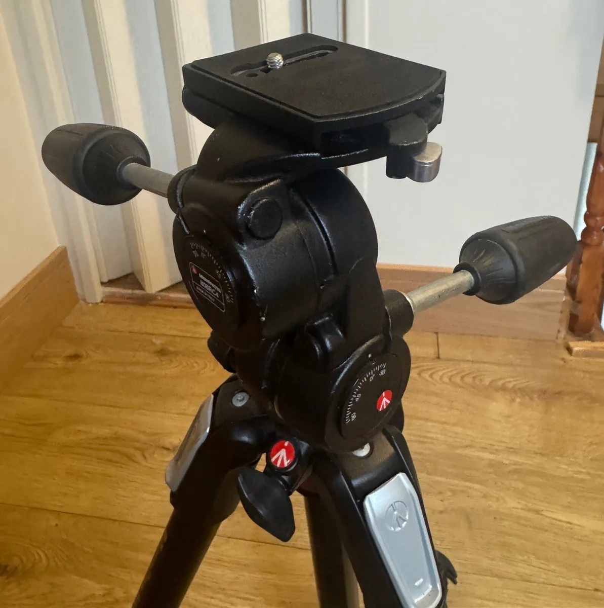 Manfrotto Tripod - Image 2