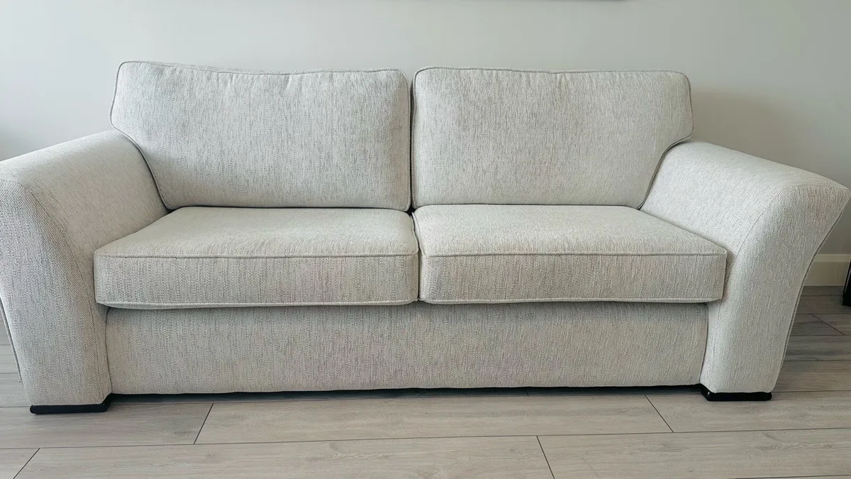 4 seater & 2 Seater Sofa - Image 2