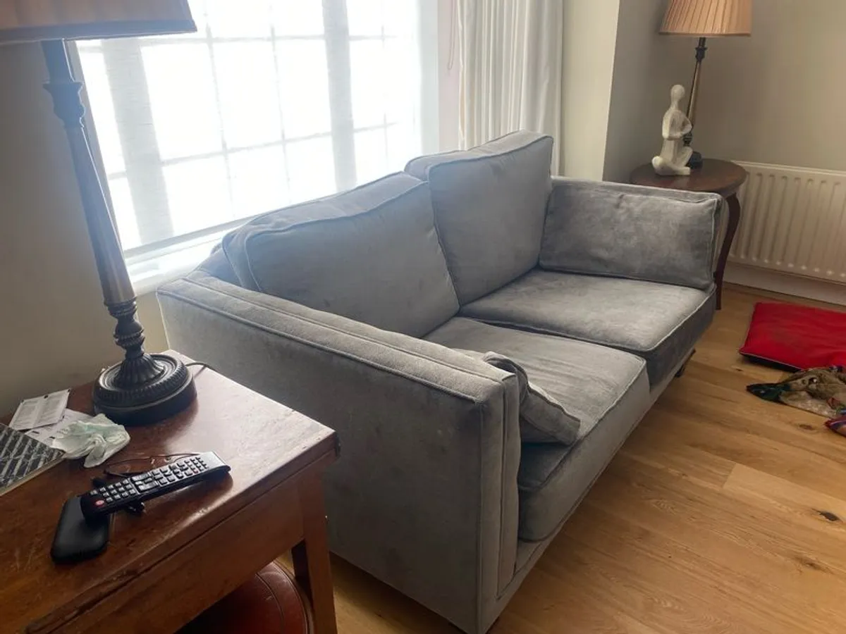 couch and armchair - Image 2