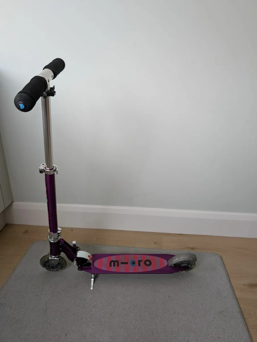 Scooter - Image 1