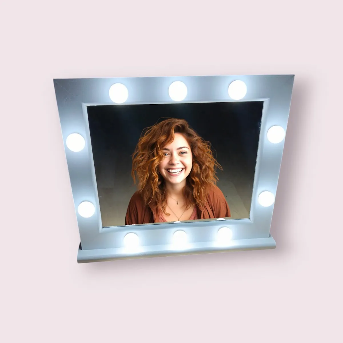 Hollywood makeup mirror 500mm high 600mm length