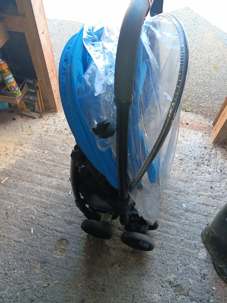 Boys blue buggy - Image 2