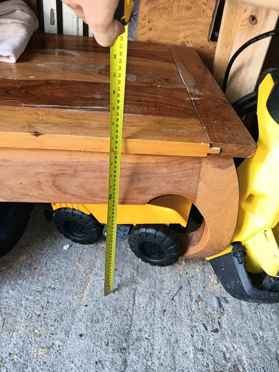 Coffee solid oak table - Image 3