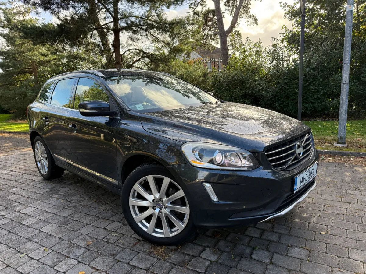 Volvo XC60 2014 LOW KMS SE LUXURY - Image 1