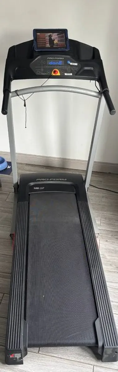 Electric treadmill - Image 2