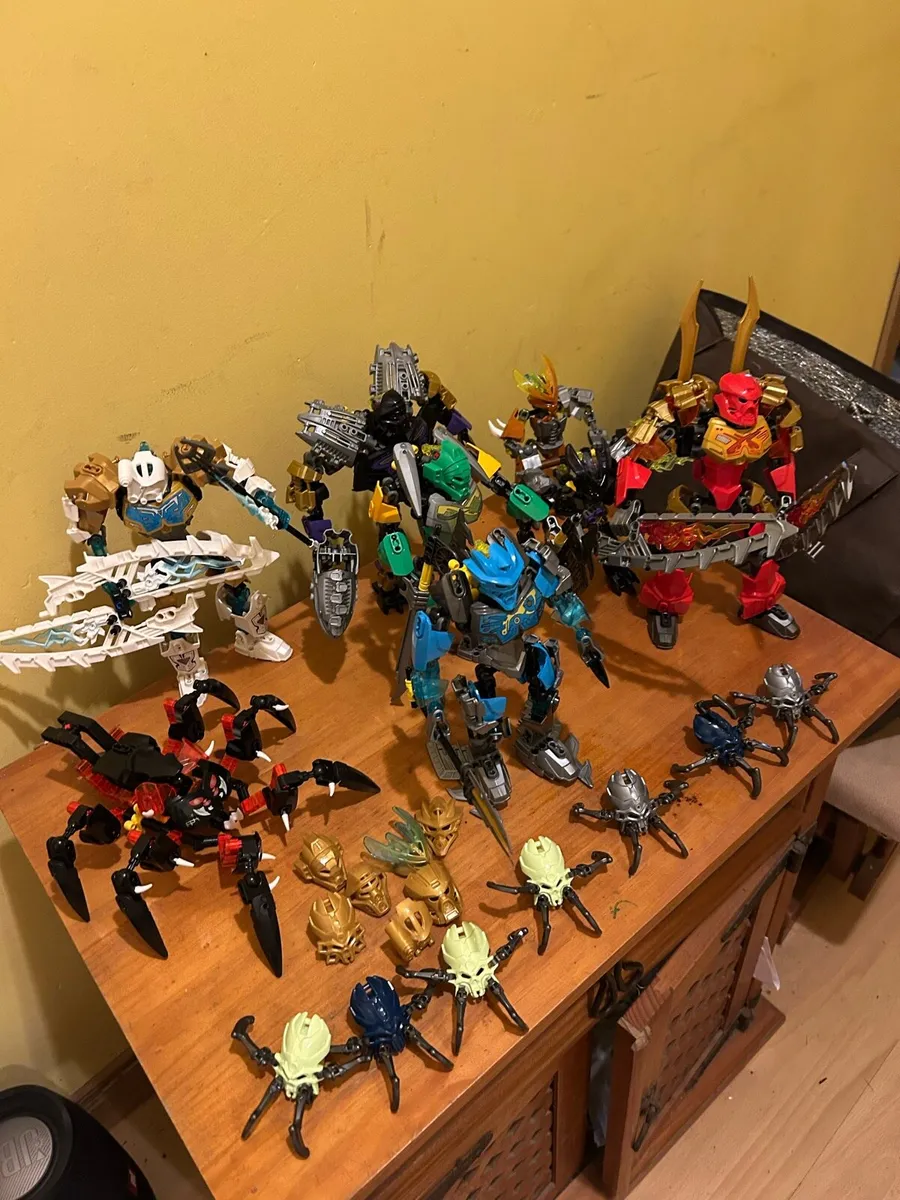 Lego bionicle