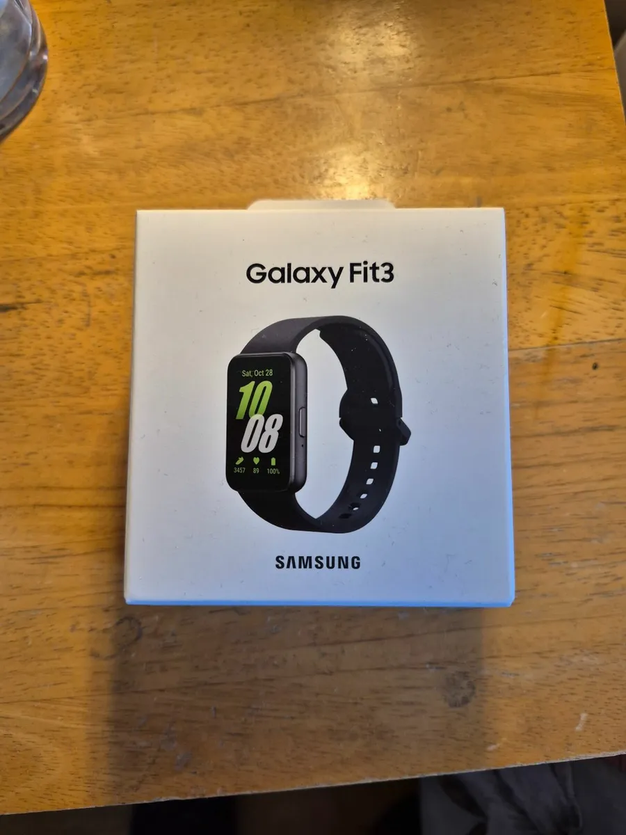Samsung Galaxy Fit3 - Image 1