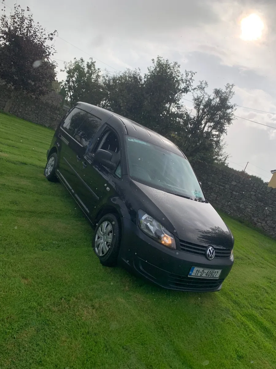 2011 Volkswagen Caddy - Image 3
