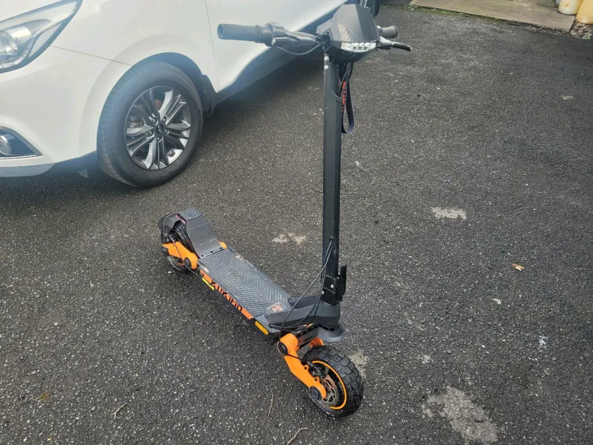 G3 electric scooter 2024 model - Image 3