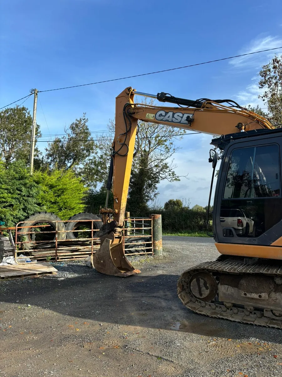 Case 130C excavator - Image 4