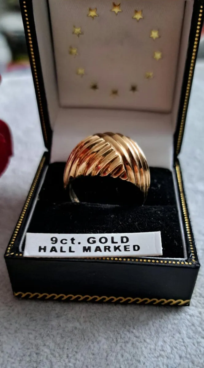 Vintage 9 ct gold ring - Image 1