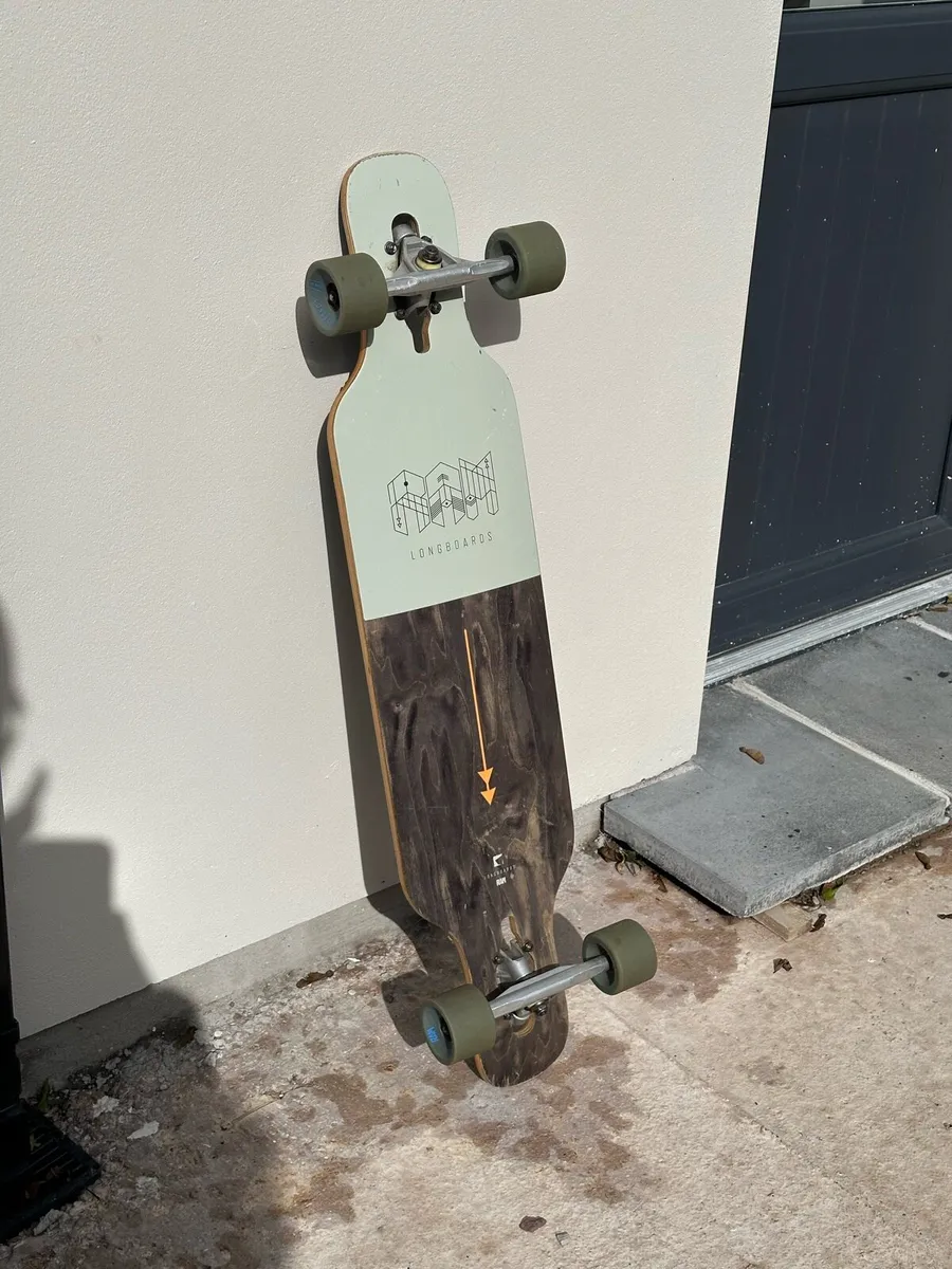Longboard - Image 1