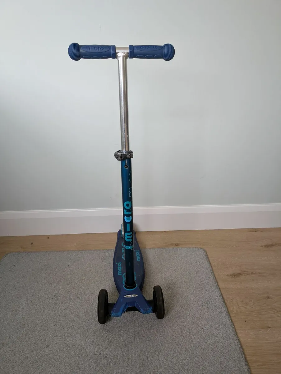 Scooter - Image 2