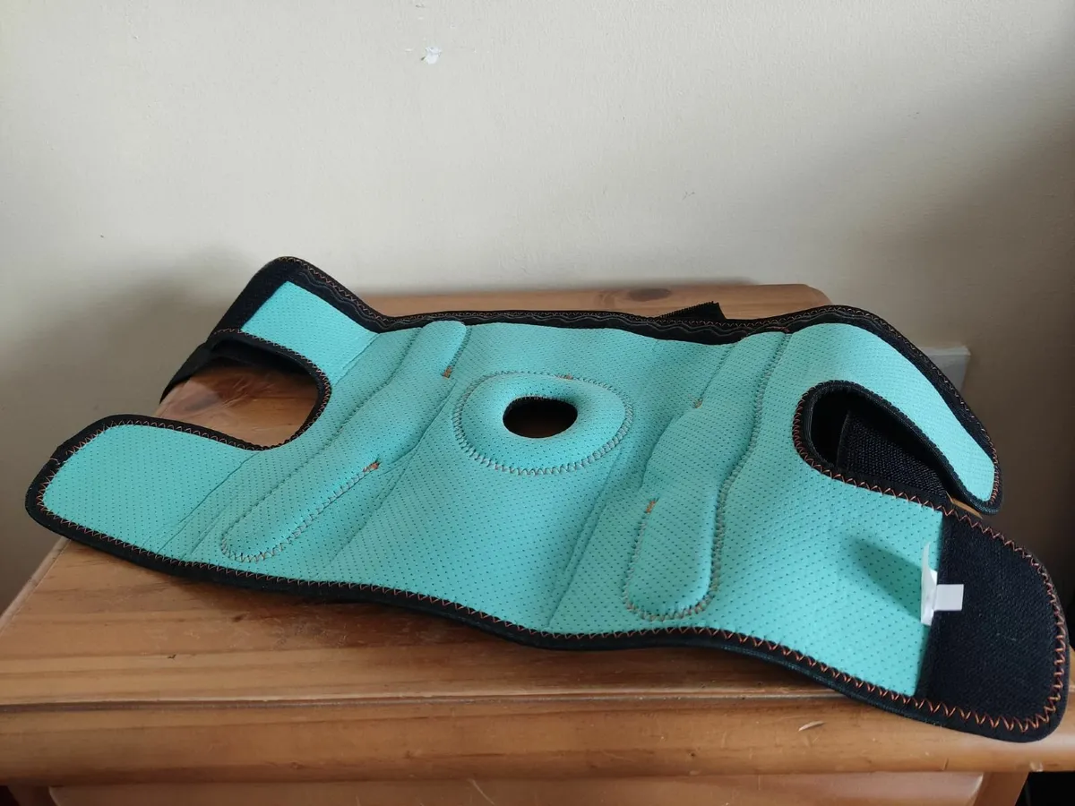 Rollerblades TWISTER EDGE XT & knee guard - Image 4