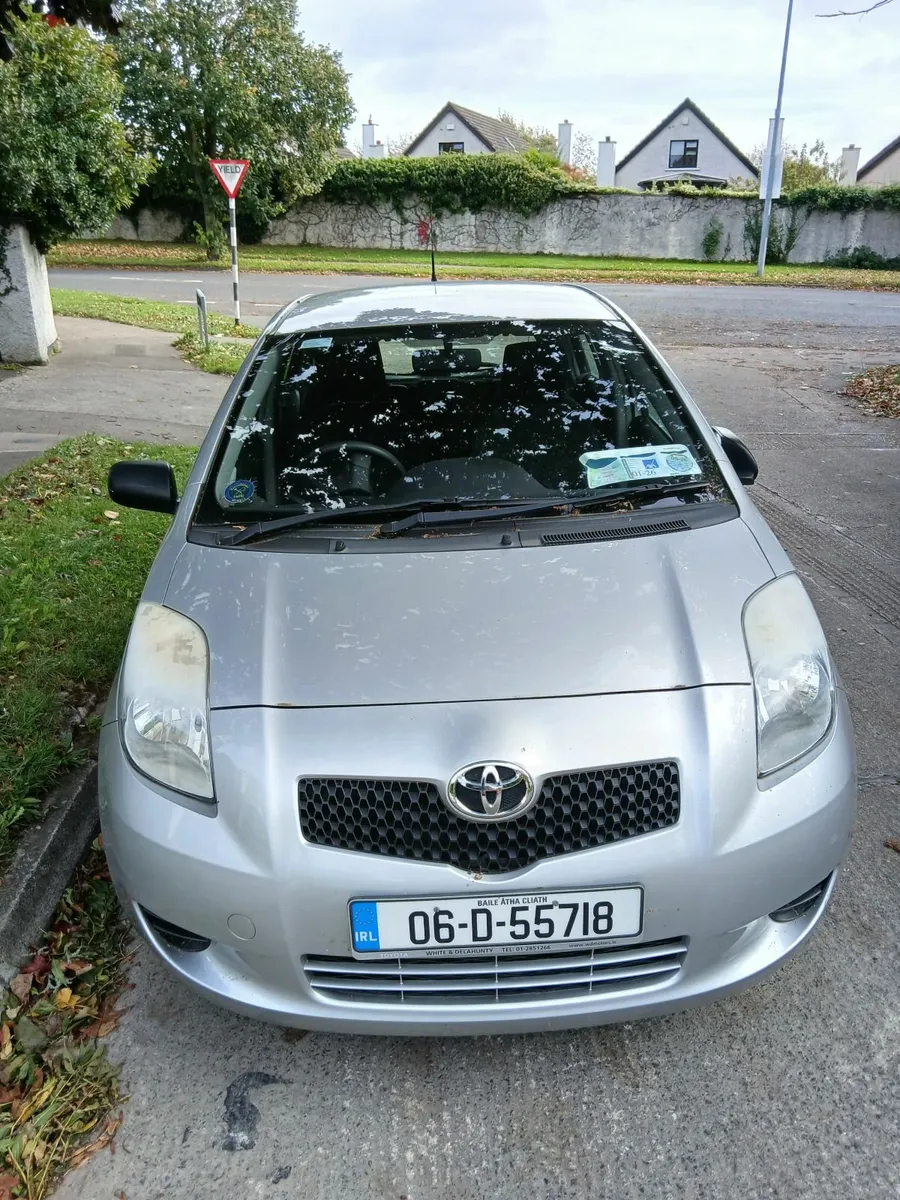 Toyota Yaris 2006 - Image 2