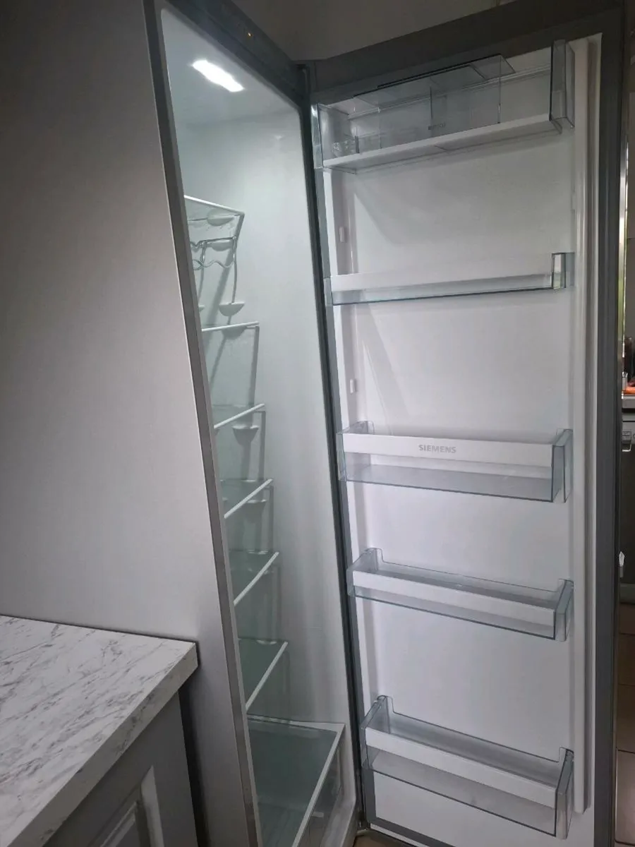 Fridge - Image 4