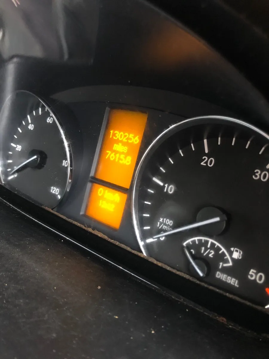 Mercedes sprinter - Image 4