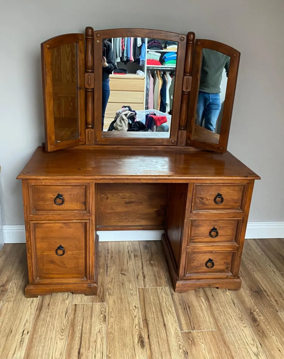 Vintage Dressing Table - Image 2