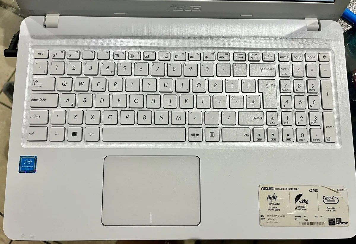 Windows Laptop PC - Image 4