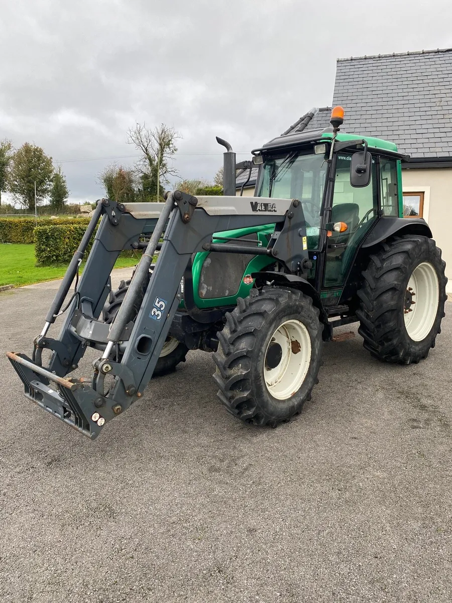 Valtra A92 - Image 1