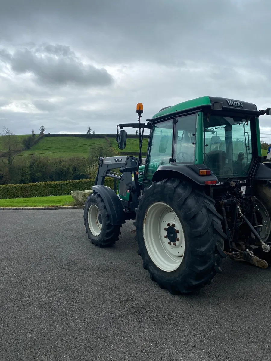 Valtra A92 - Image 4