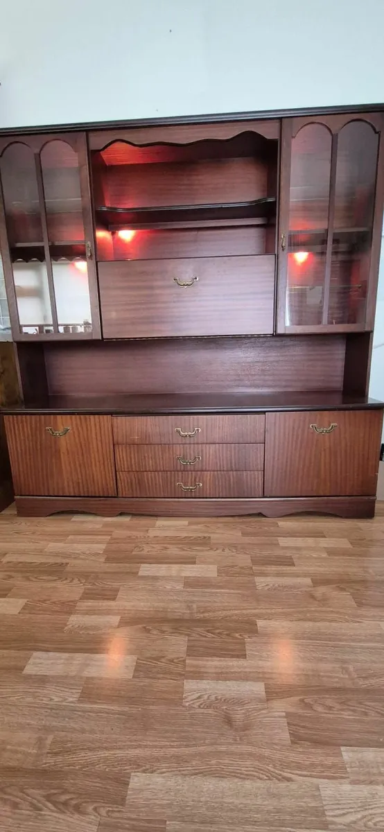 Display Cabinet - Image 1