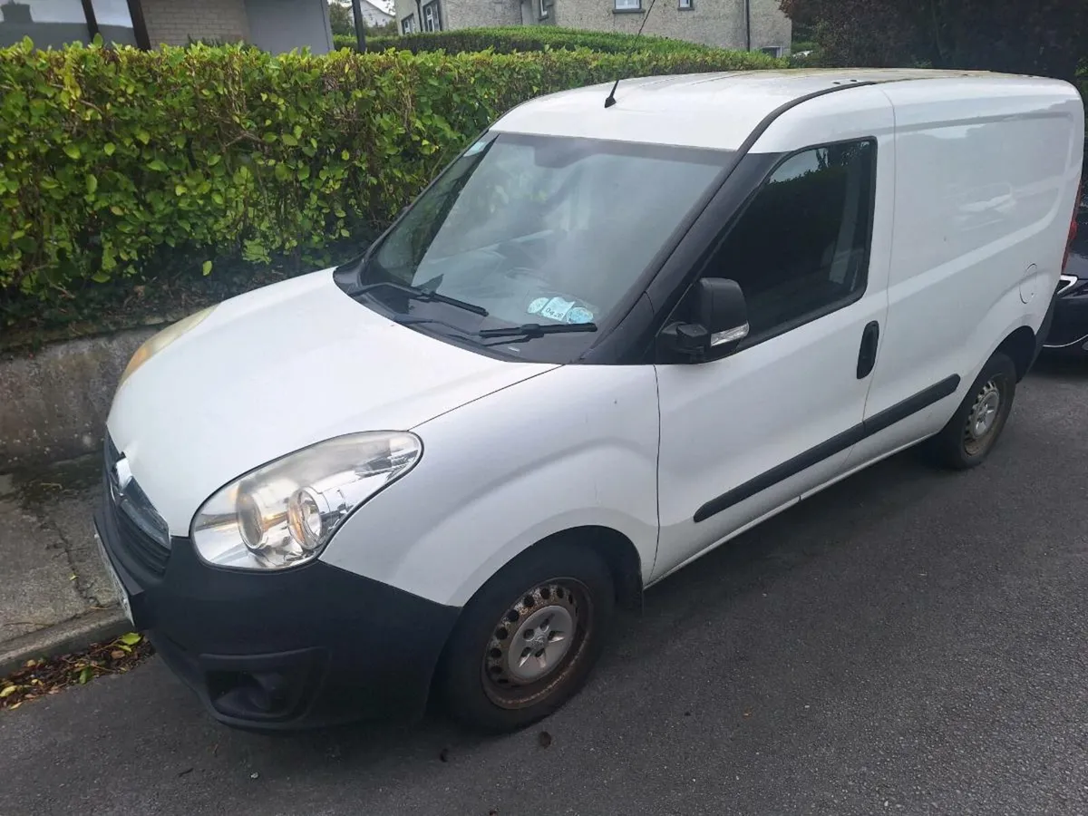 Van - Image 2