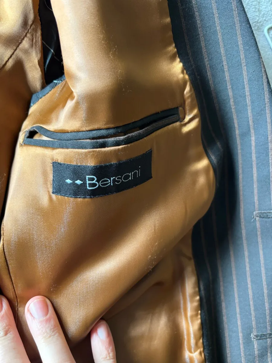 Brown Bersani suit 40/42 regular - Image 2