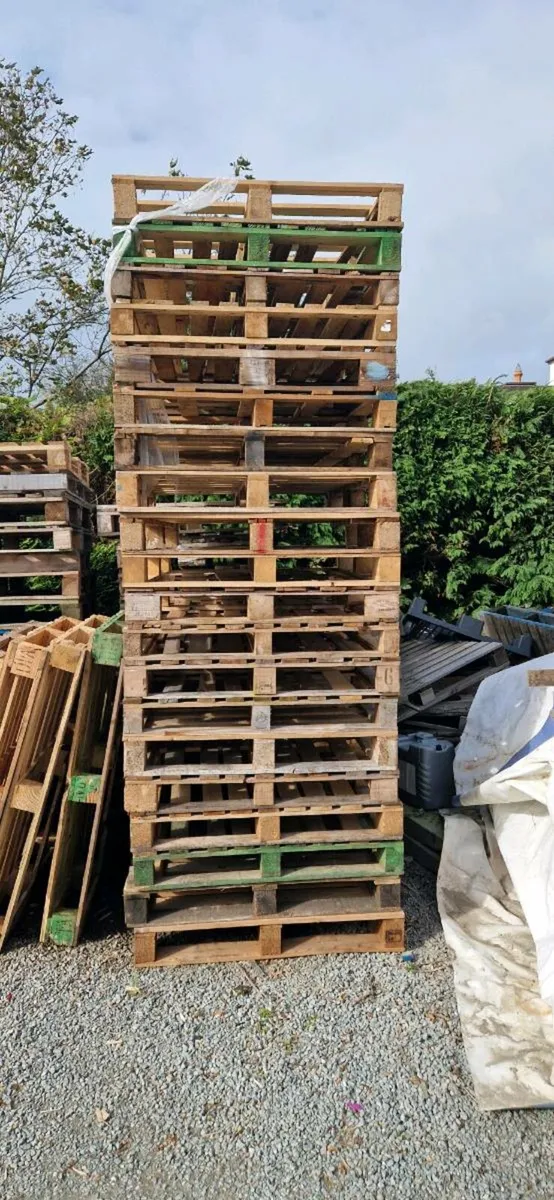 Pallets timber - Image 1
