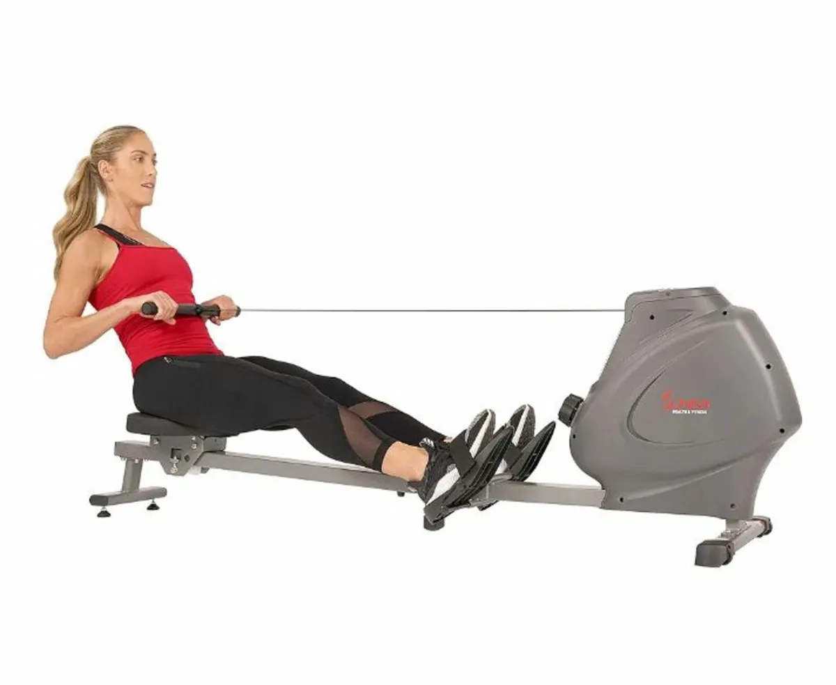 Rowing machine - Image 1