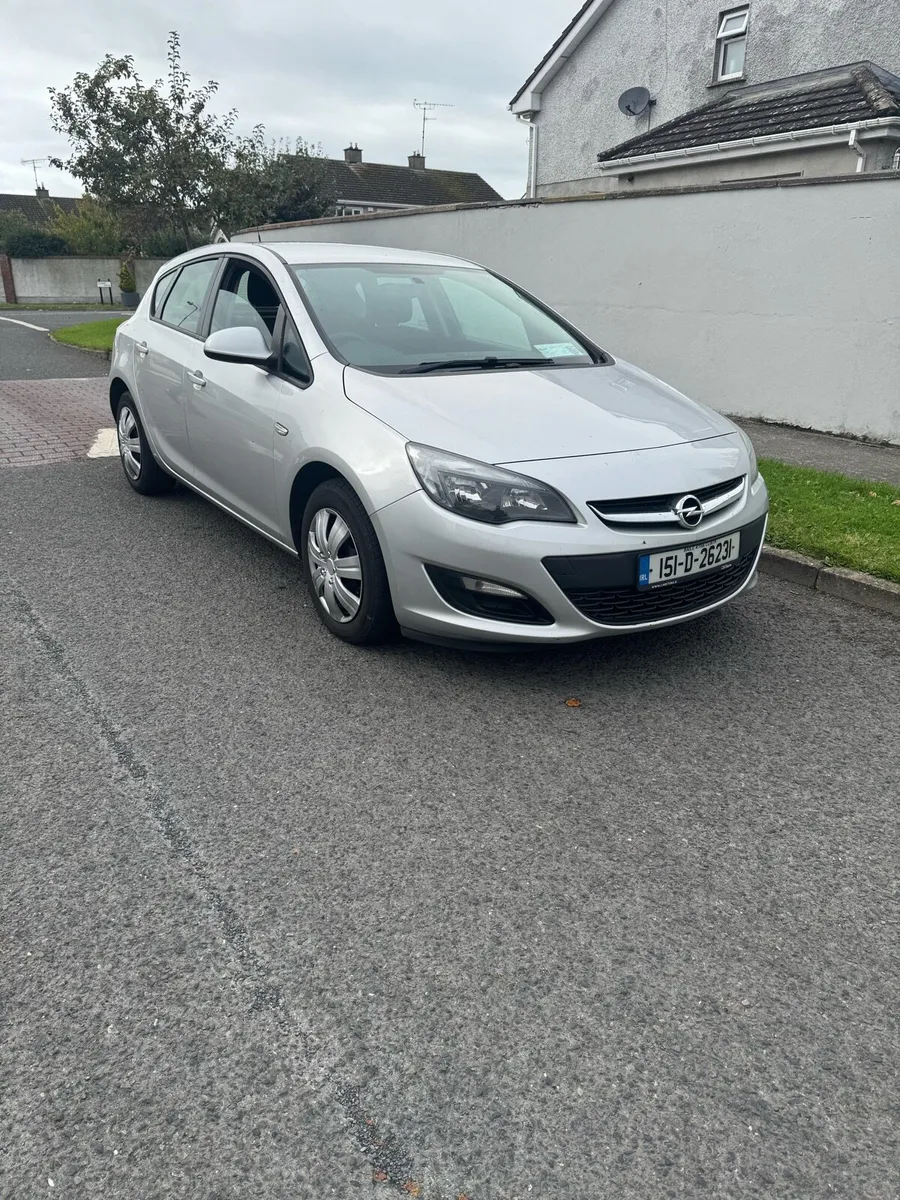 2015 Opel Astra - NCT 03/27 & TAX 01/26 - Image 1
